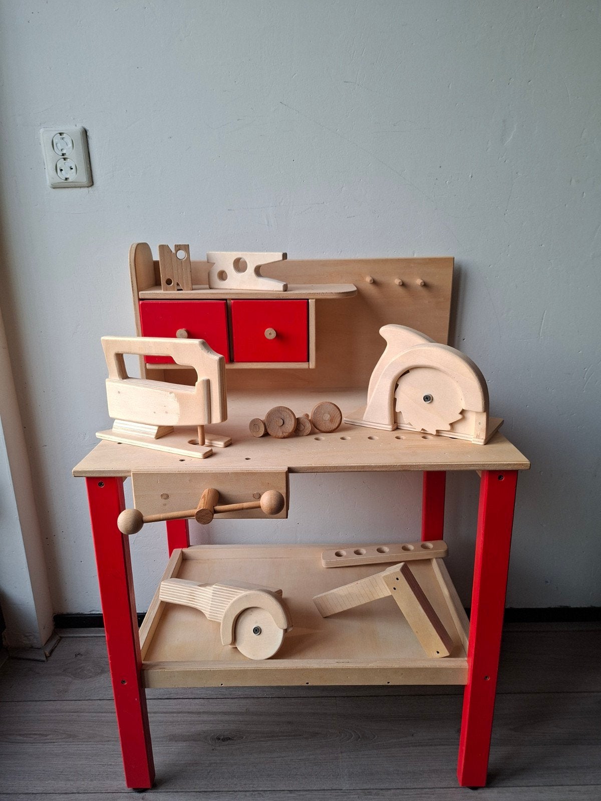 Houten werkbank met gereedschap voor kinderen, Ophalen, Gebruikt