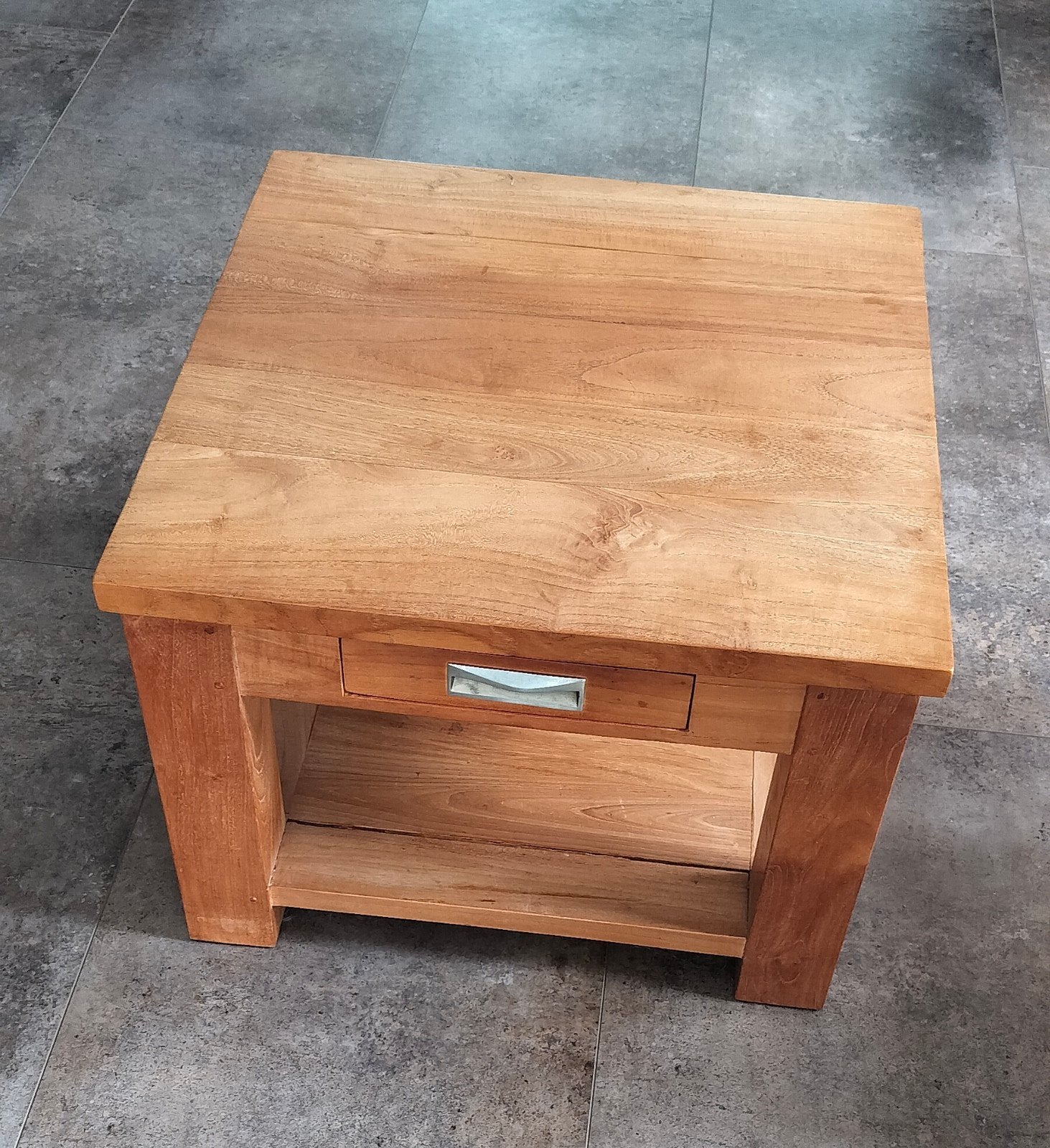 Massief houten salontafel met lade en opbergvak, Huis en Inrichting, Ophalen, Gebruikt, 50 tot 100 cm, 50 tot 100 cm
