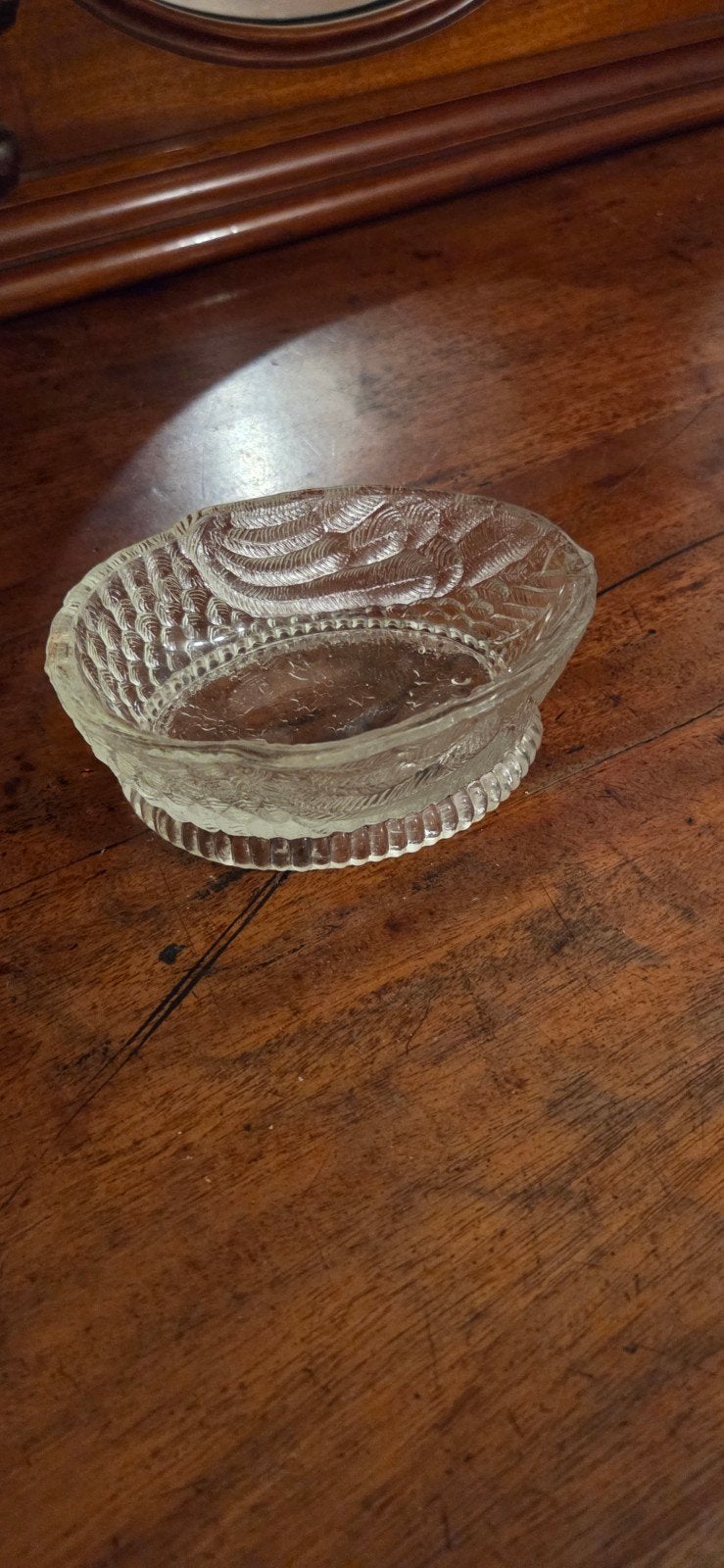 Vintage Glazen Schaal met Reliëfpatroon, Antiek en Kunst, Ophalen