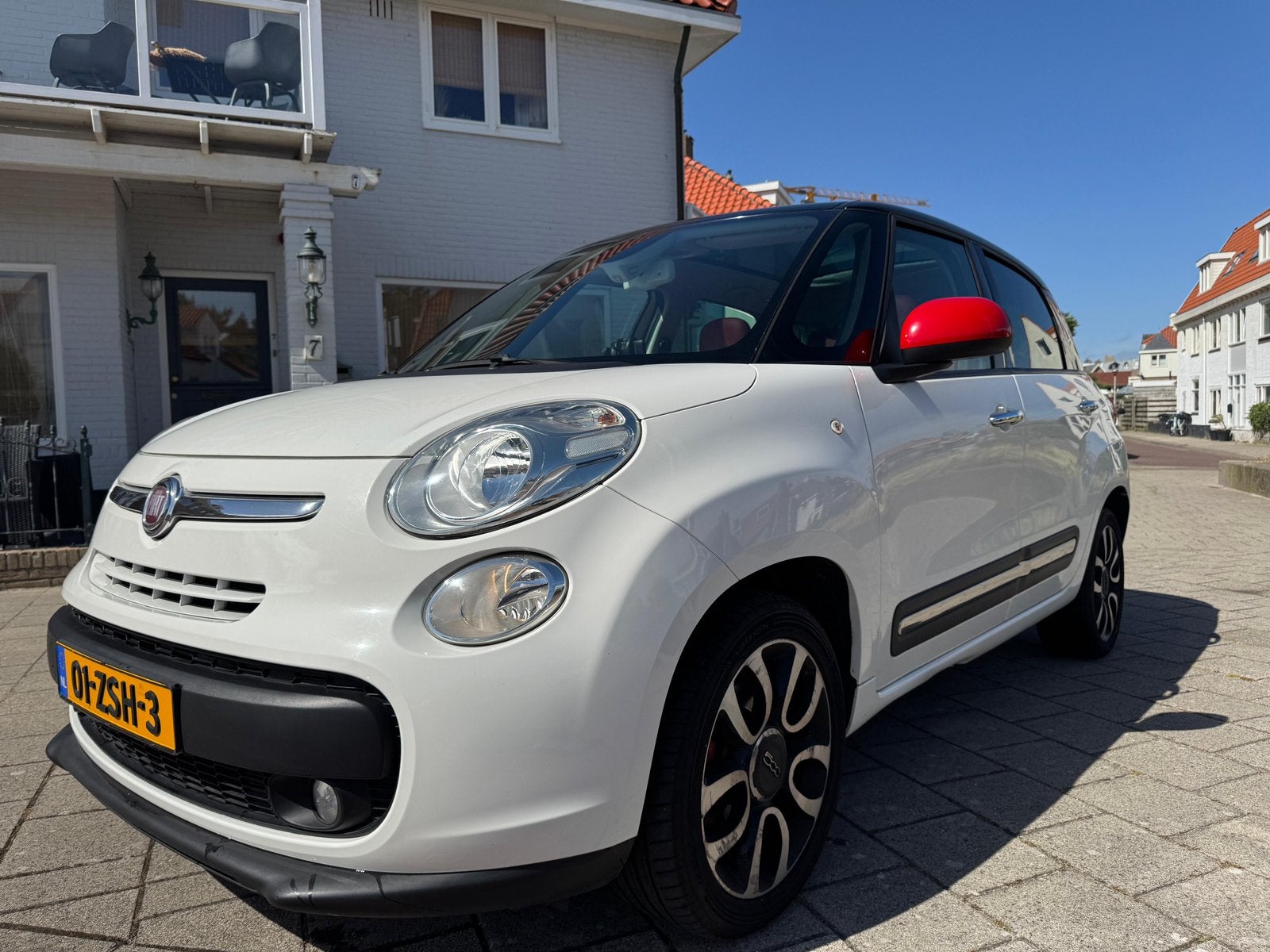 Fiat 500L 0.9 Twinair duurste uitvoering met alle extra’s!