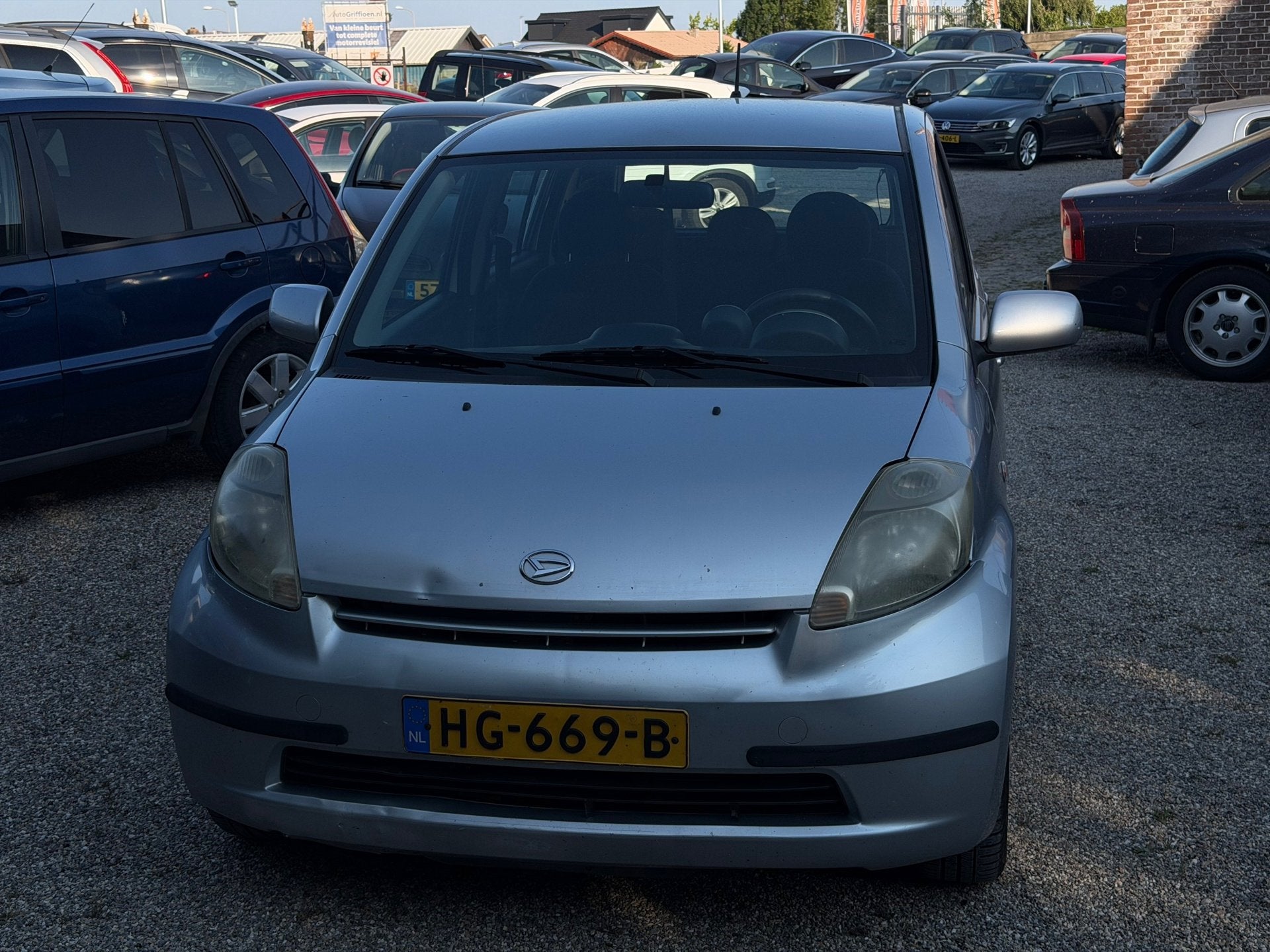 Daihatsu Sirion 2 1.3-16V Comfort Automaat Airco Rijdt en Sc, Auto's, Voorwielaandrijving, Gebruikt, 31 €/maand, 4 cilinders