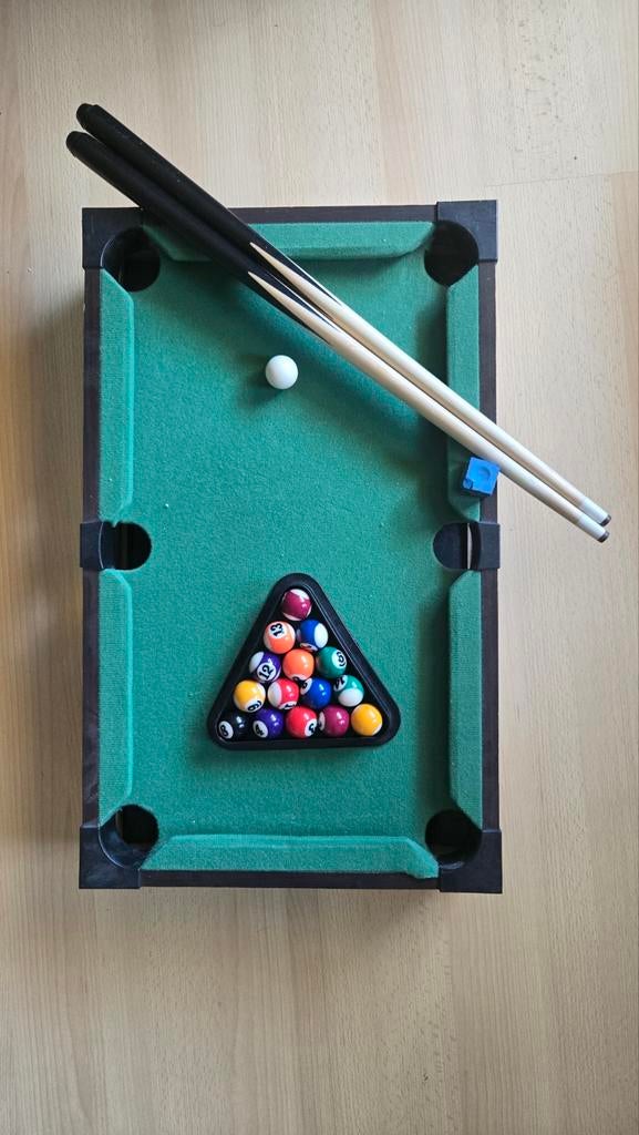 Compacte mini pooltafel met accessoires, Sport en Fitness, Biljarten en Poolen, Ophalen, Gebruikt, Pooltafel