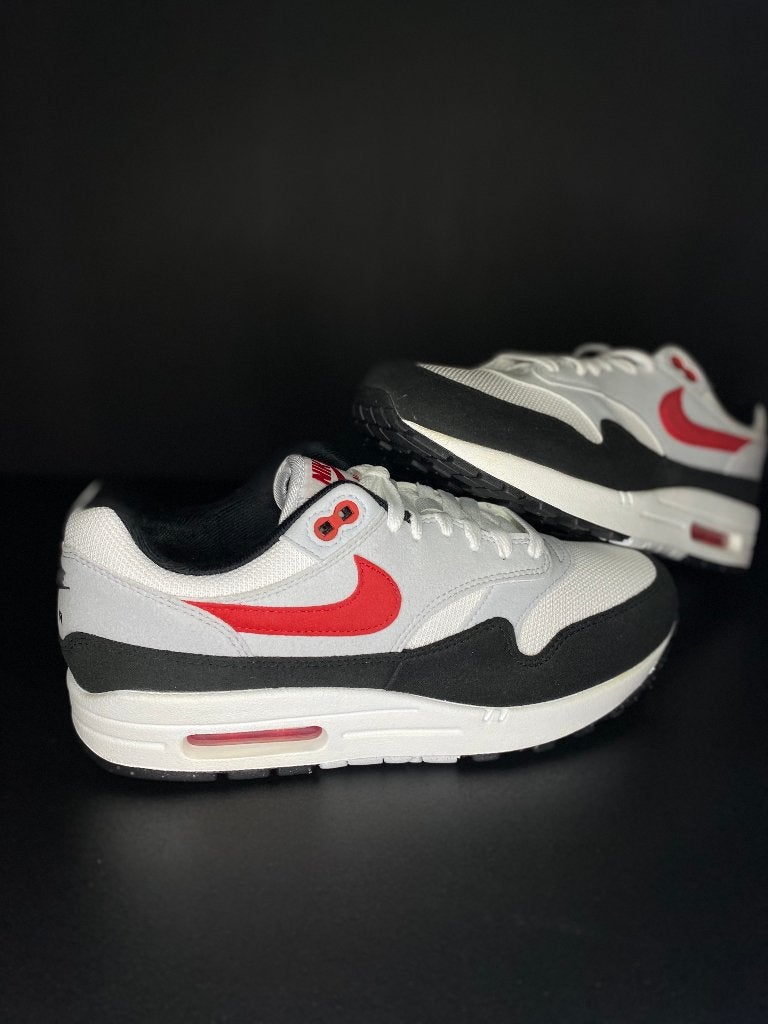 NIKE AIR MAX 1 CHILLI 2.0 - maat 42, Overige kleuren, Nike, Nieuw, Ophalen of Verzenden