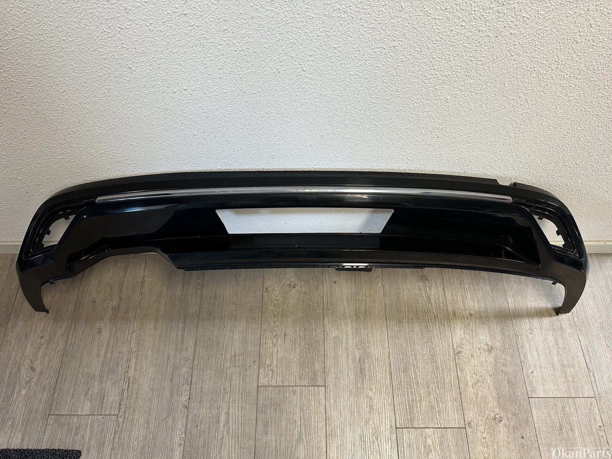 Volkswagen Touran 5TA R-line Diffuser 5TA807568C