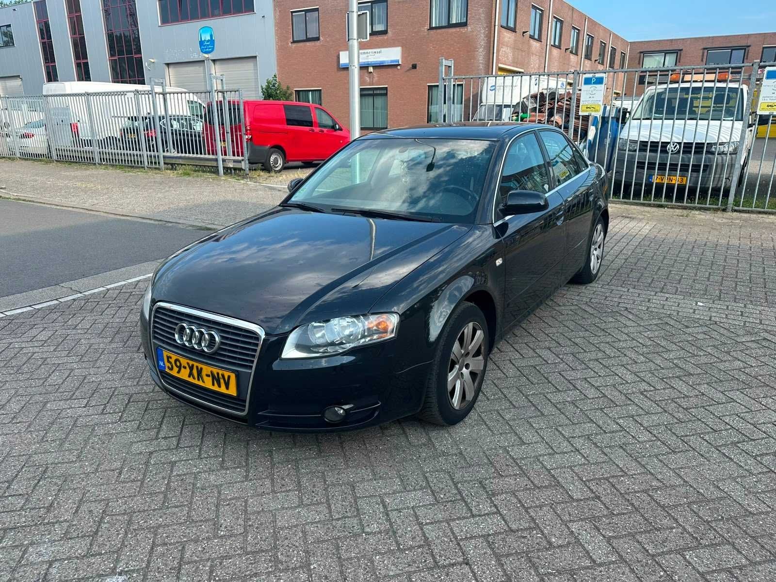 Audi - 2007 - A4 Limousine - 2.0 Advance - Personenauto, Voorwielaandrijving, Gebruikt, 4 cilinders, A4