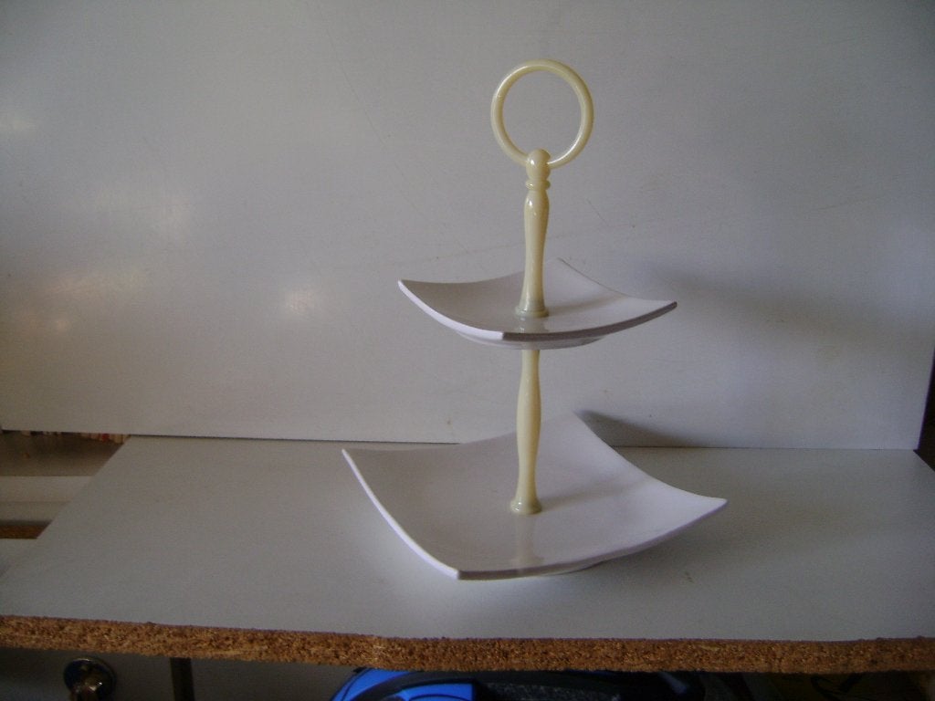 Kleine witte vierkante etagère.Onderblad 15cm,bovenblad 10cm, Ophalen of Verzenden, Zo goed als nieuw