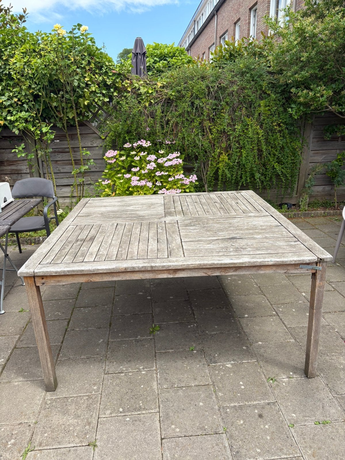 Tuin tafel - Gratis!, Ophalen, Zo goed als nieuw, Vierkant, Hout