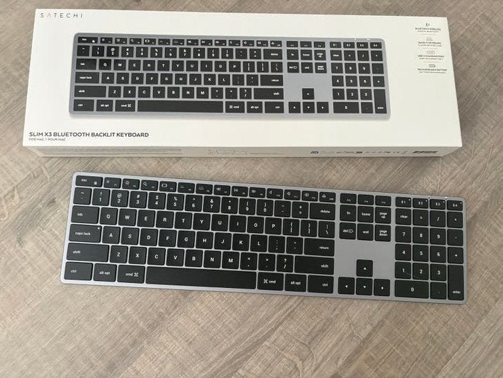 Satechi Slim X3 Bluetooth Backlit Toetsenbord QWERTY, Nieuw, Ophalen of Verzenden, Draadloos, Qwerty