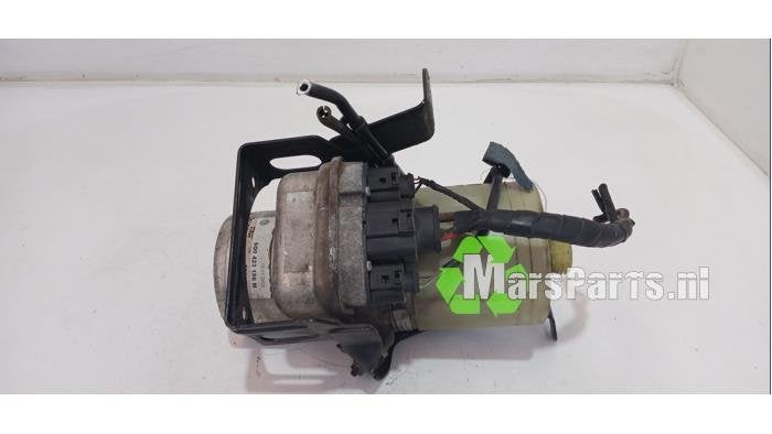 Stuurbekrachtiging Pomp van een Volkswagen Polo, Gebruikt, -, Volkswagen, -