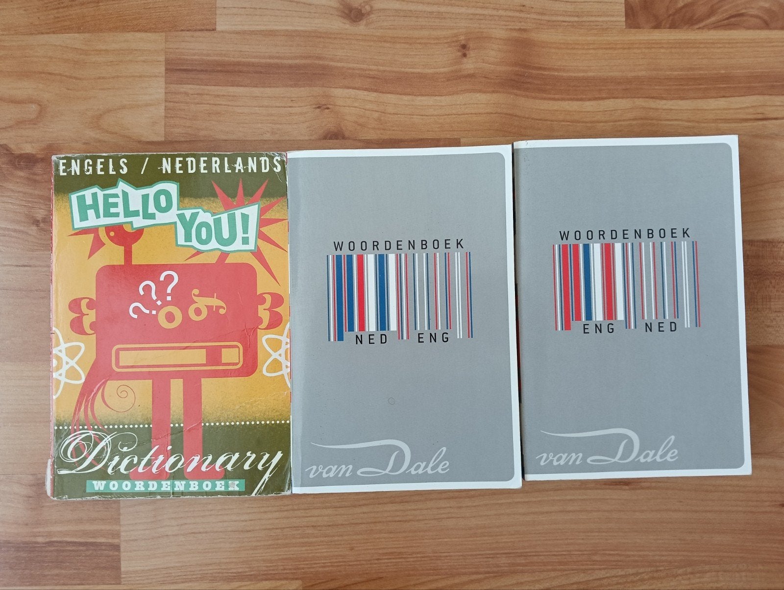 Engels/Nederlands Woordenboeken - Van Dale & Hello You!, Gelezen, Diverse, Ophalen of Verzenden, Van Dale