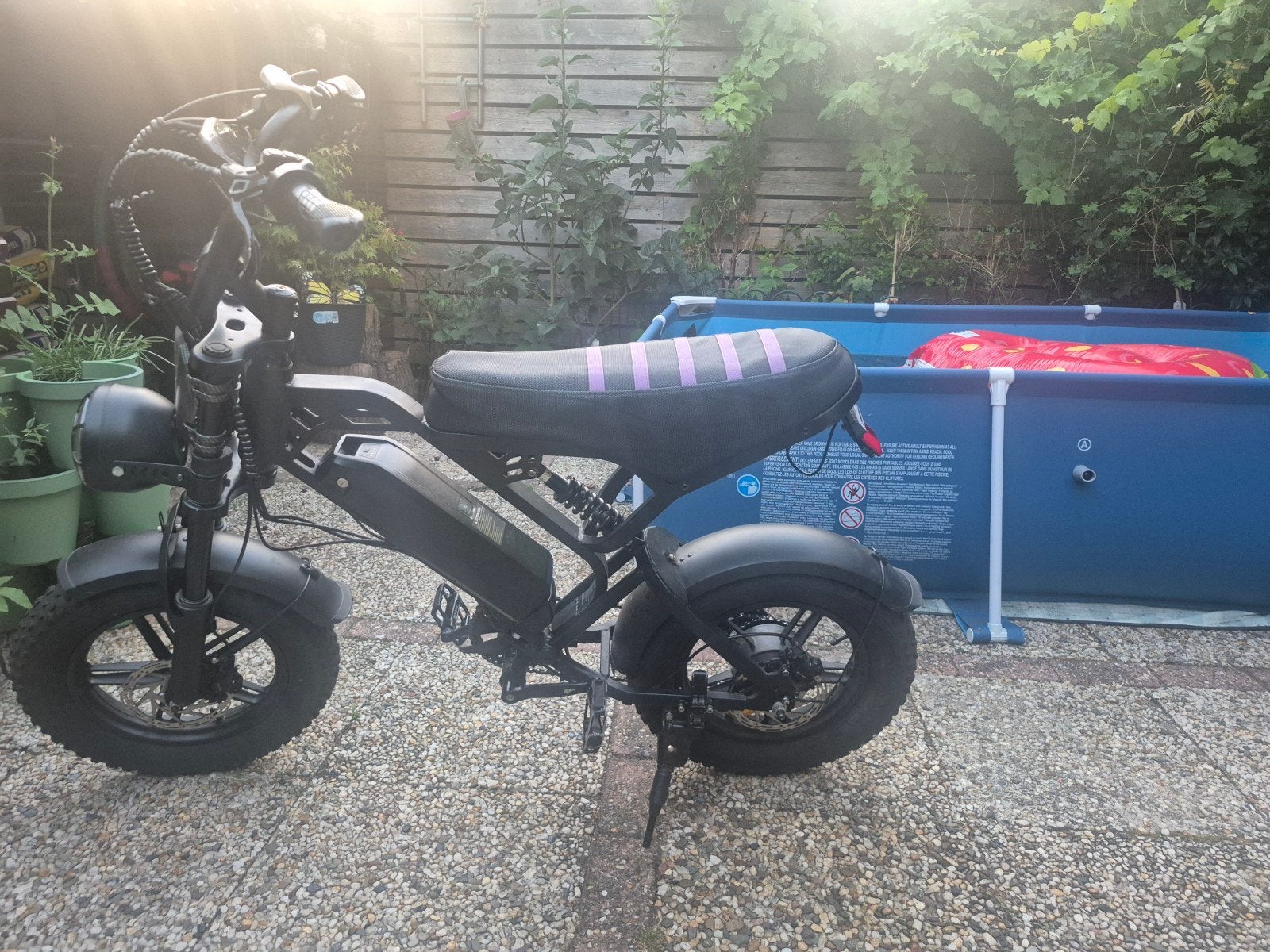 Fatbike V20 mini met custom zadelhoes en lader, Gebruikt, 59 cm of meer, 30 tot 50 km per accu, Ophalen