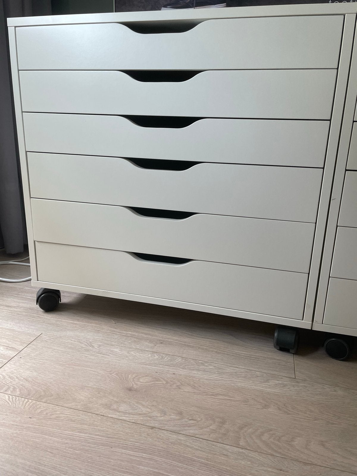 2x IKEA Alex ladenblok op wieltjes, breed model, z.g.a.n., Ophalen, 5 laden of meer, 50 tot 100 cm, Zo goed als nieuw