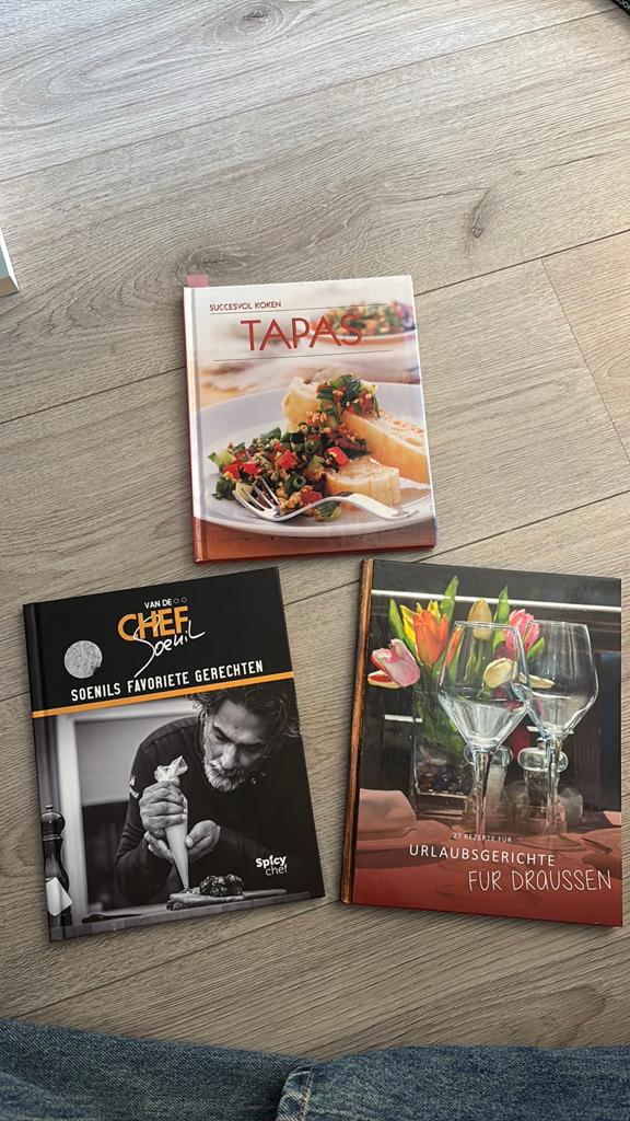 Kookboeken: Tapas, Chef Soenil, Vakantierecepten, Boeken, Ophalen, Gelezen, Spanje, Tapas, Hapjes en Dim Sum
