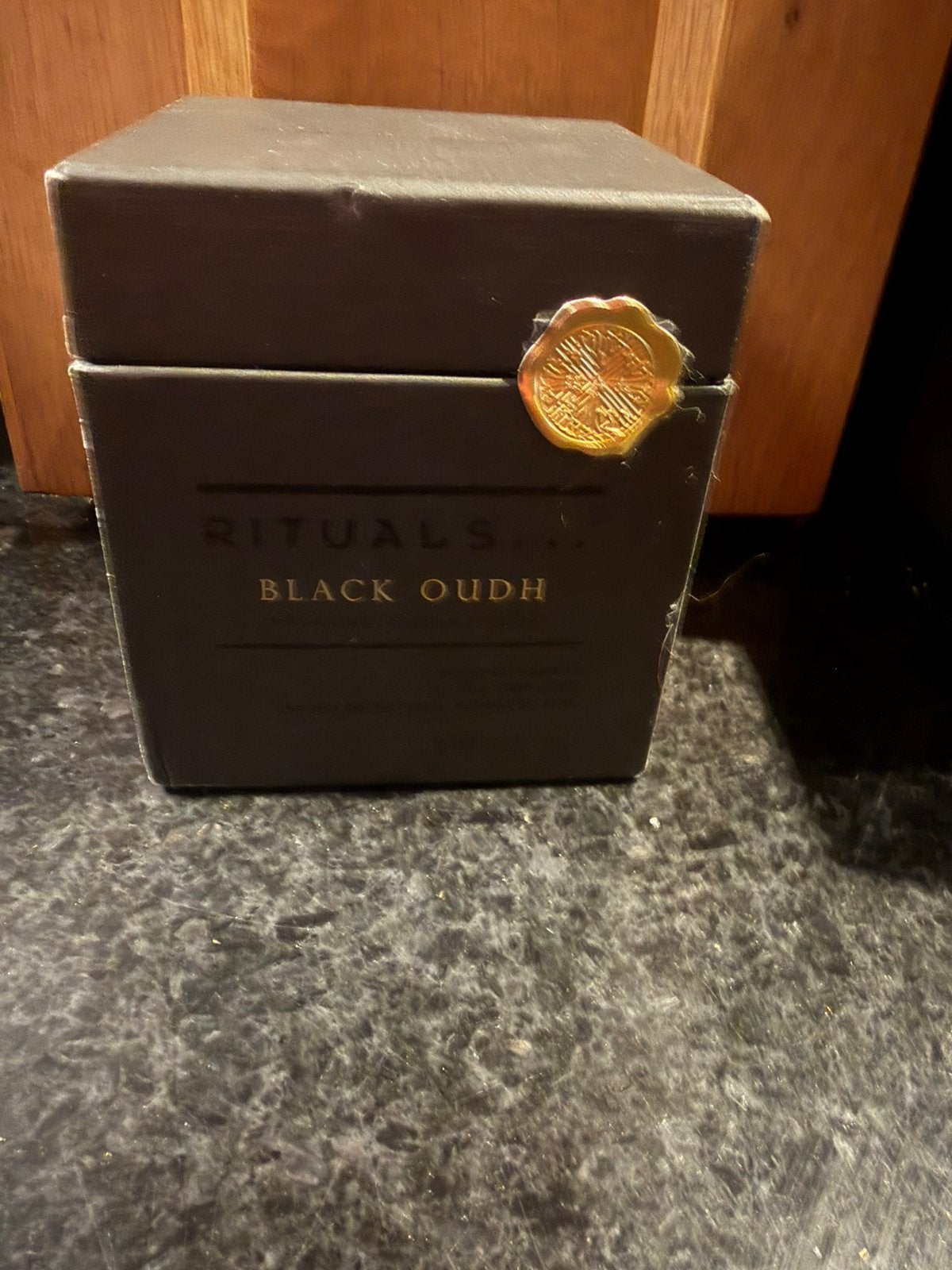 Nieuwe Rituals Black Oudh kaars 360 gram, Ophalen, Nieuw, Kaars, Rituals