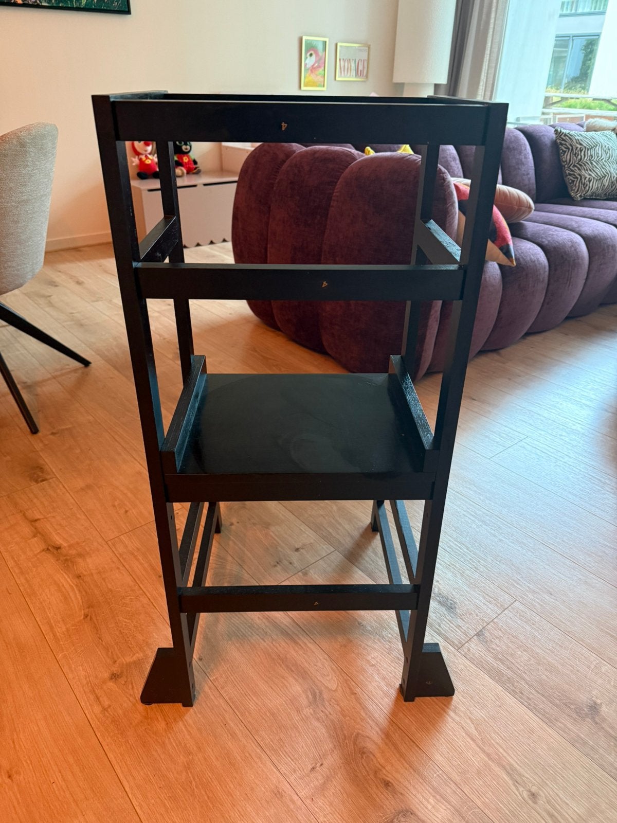 Peuter leertoren zwart, Kinderen en Baby's, Kinderstoelen, Ophalen, Zo goed als nieuw, Overige typen, Aanschuifbaar