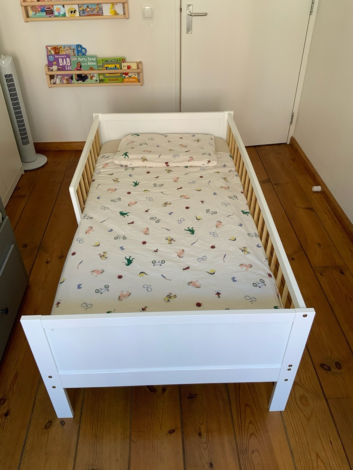 Peuterbed 80x160cm en matras- Goede staat, Kinderen en Baby's, Kinderkamer | Bedden, Zo goed als nieuw, 160 tot 180 cm, 70 tot 85 cm