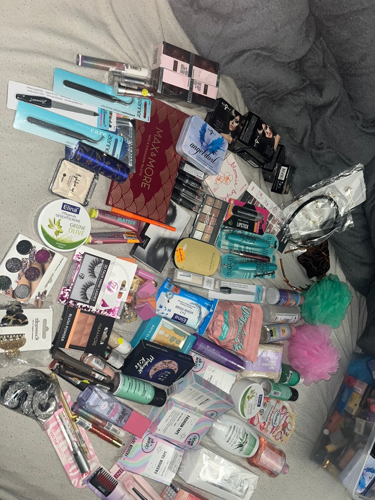 Beauty pakket make-up uiterlijke verzorging, Verzenden, Nieuw, Overige kleuren, Gehele gezicht