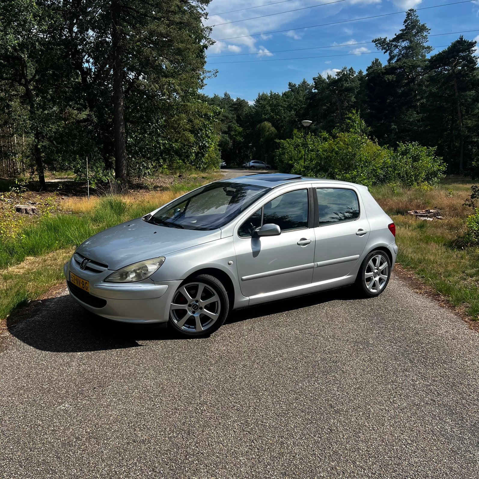 Peugeot 307 2.0/Nieuwe Apk/Apple Carplay/Schuifkanteldak, Auto's, Peugeot, 136 pk, 625 kg, 4 cilinders, 1194 kg