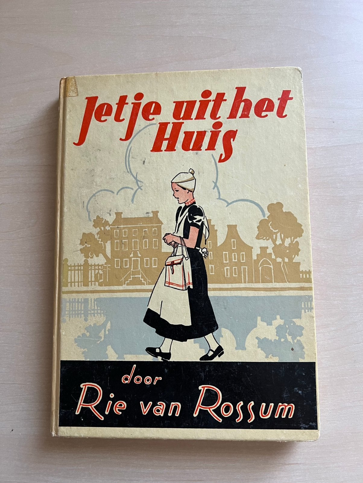 Jetje uit het huis door Rie van Rossum, Ophalen of Verzenden