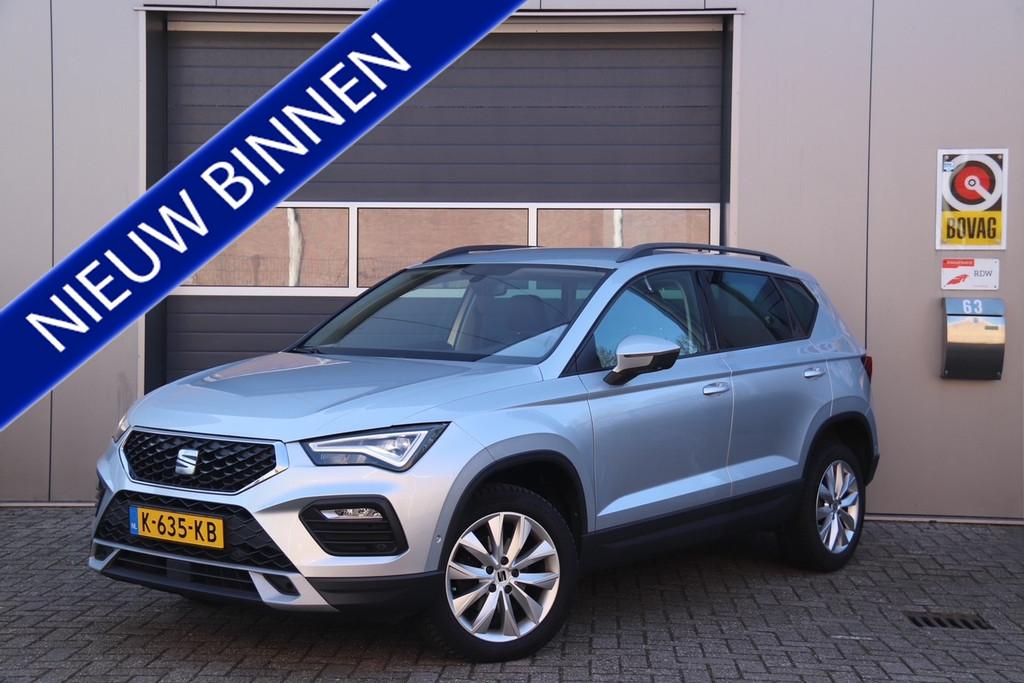 SEAT Ateca 1.5 TSI Style Business Intense Automaat, Trekhaak, Auto's, 4 cilinders, Ateca, Origineel Nederlands, Bedrijf