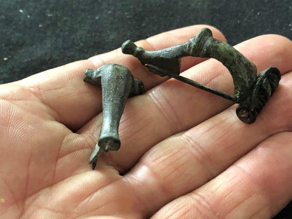 ROMEINSE FIBULA'S 1800jr. oude mantelspelden Bodemvondst, Ophalen of Verzenden, Brons