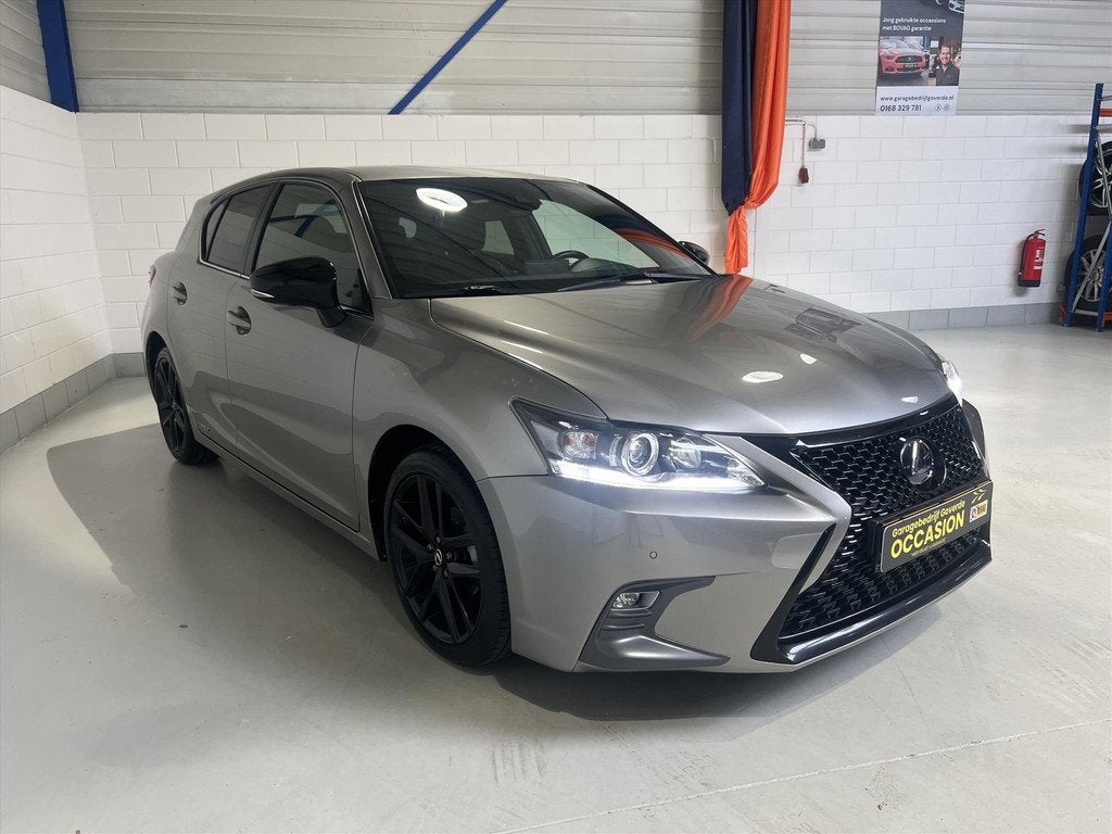 LEXUS Ct 200h Hybrid 136pk E-CVT Ultimate Edition,1e eig, NW, Gebruikt, 4 cilinders, Bedrijf, Parkeersensor