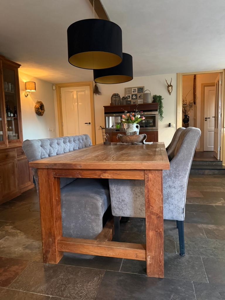 Mooie robuuste teak eettafel met 2 stoelen en een bankje., Huis en Inrichting, Ophalen, Gebruikt, 200 cm of meer, 50 tot 100 cm
