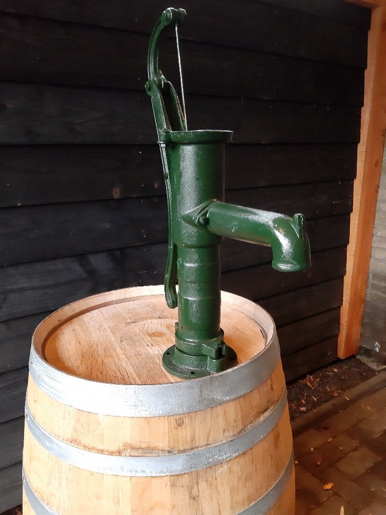 Regenton Eikenhouten Wijnvat met Groene of Zwarte Pomp, Ophalen, 150 liter of meer, Nieuw, Met pomp