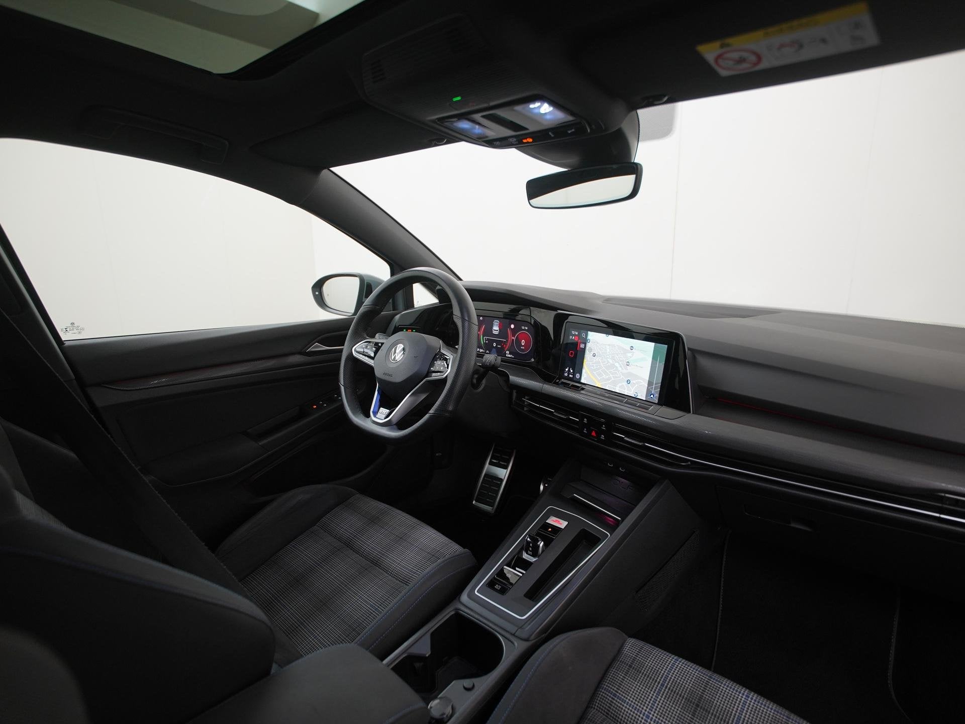 Volkswagen Golf 1.4 eHybrid GTE | Schuifdak | Stuur & Stoel, Stof, Gebruikt, Euro 6, 4 cilinders