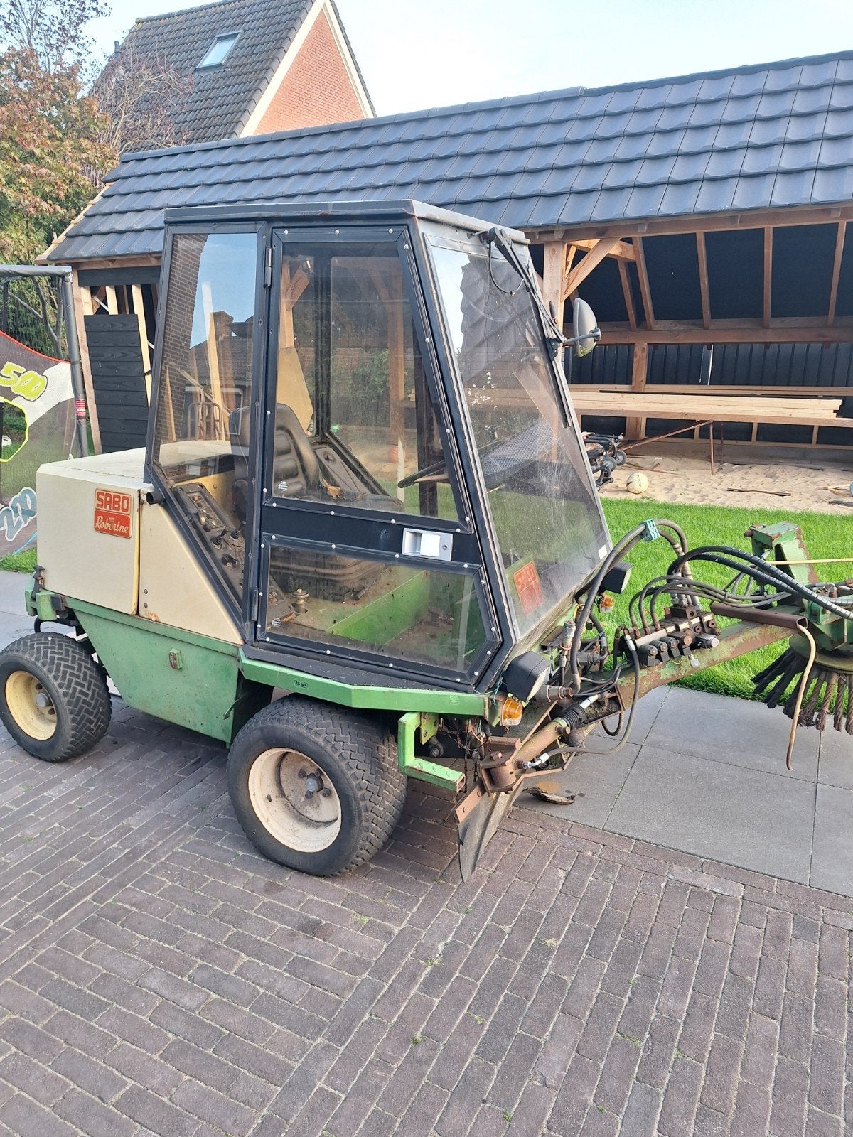 Sabo Roberine Onkruidborstelmachine, Ophalen