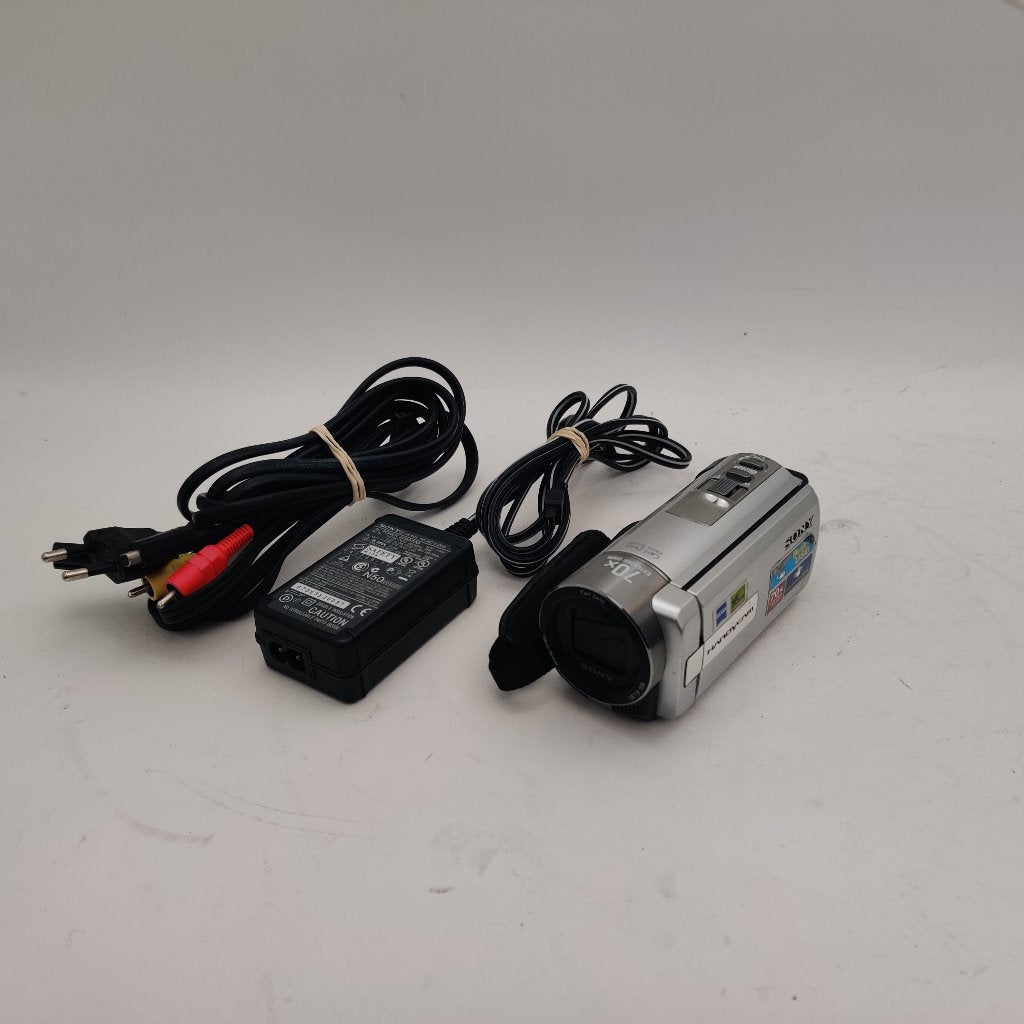 Sony Handycam DCR-SX85 Digital Video Camcorder voor €119.99, S, Hi 8, Ophalen of Verzenden, S