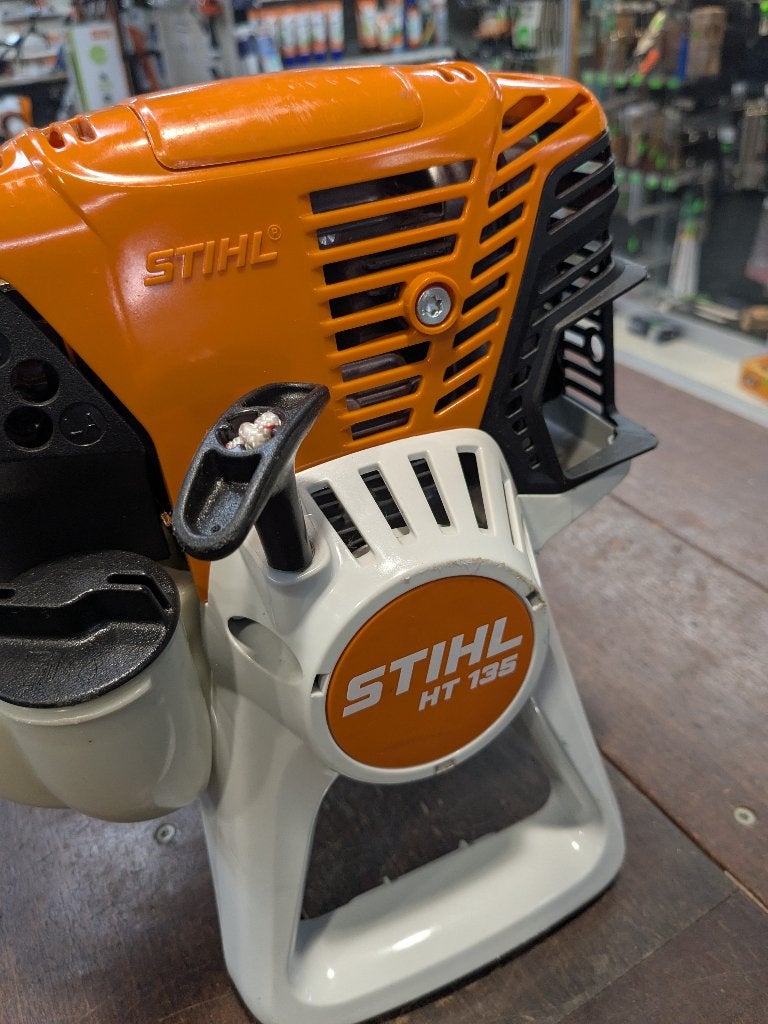 Stihl HT 135 DEMO hoogsnoeier, Ophalen, Stihl, 70 mm of meer, Kettingzaag