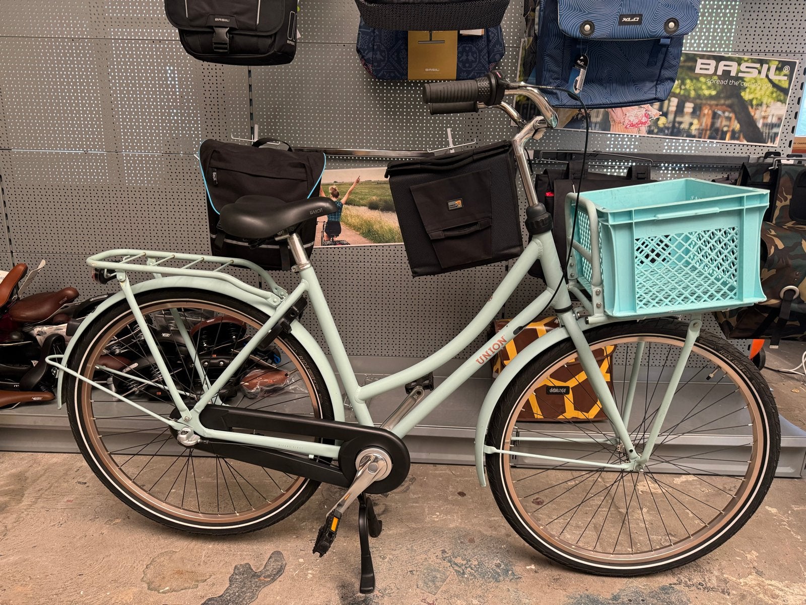 Nette Union transport fiets 28 inch Z.g.a.n., 26 inch of meer, Terugtraprem, Versnellingen, Ophalen of Verzenden