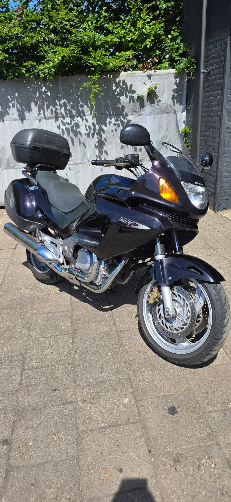 Honda Deauville NT650V Toermotor met Topkoffer en Zijkoffers, Motoren, Motoren | Honda, Particulier, Toermotor