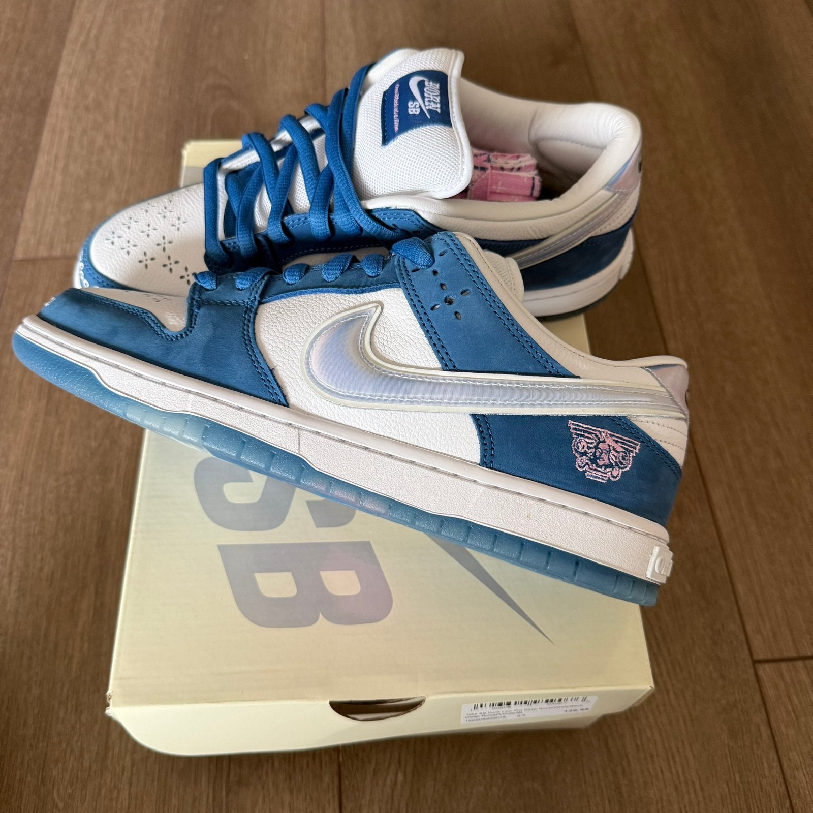 Nike SB dunk low born x raised one block at a time maat 43, Blauw, Nieuw, Ophalen of Verzenden, Sneakers of Gympen