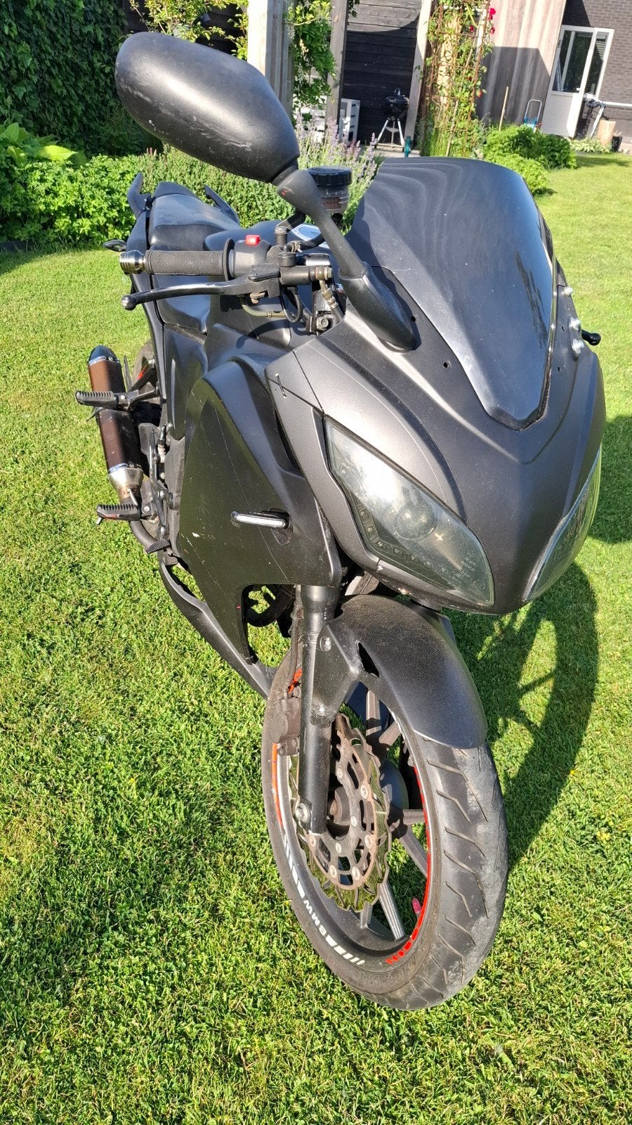 Schakelbrommer Berini R15 mat zwart, Fietsen en Brommers, Brommers | Overige merken, Ophalen, Gebruikt