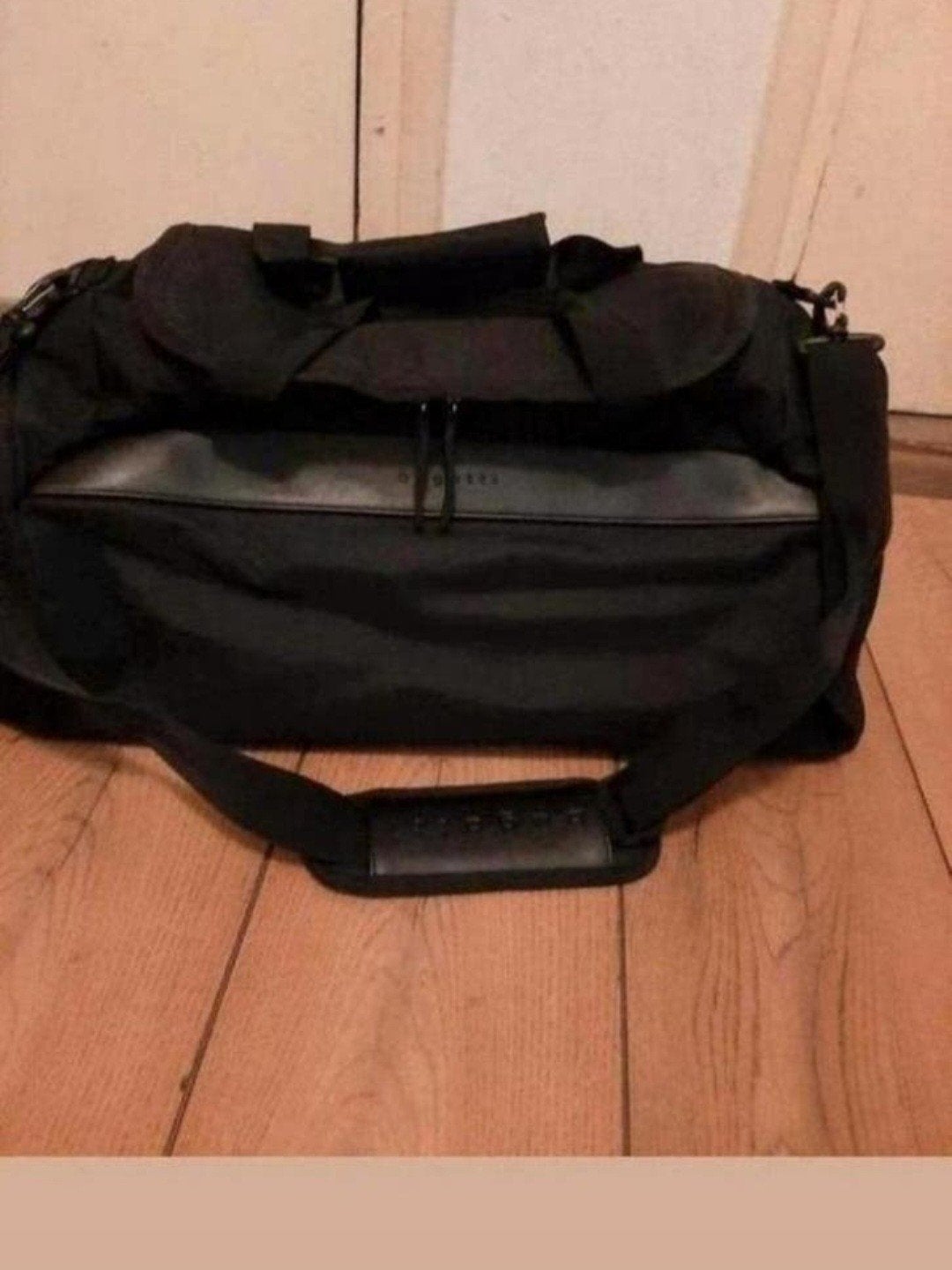 Te koop, Bugatti merk handtas., Ophalen