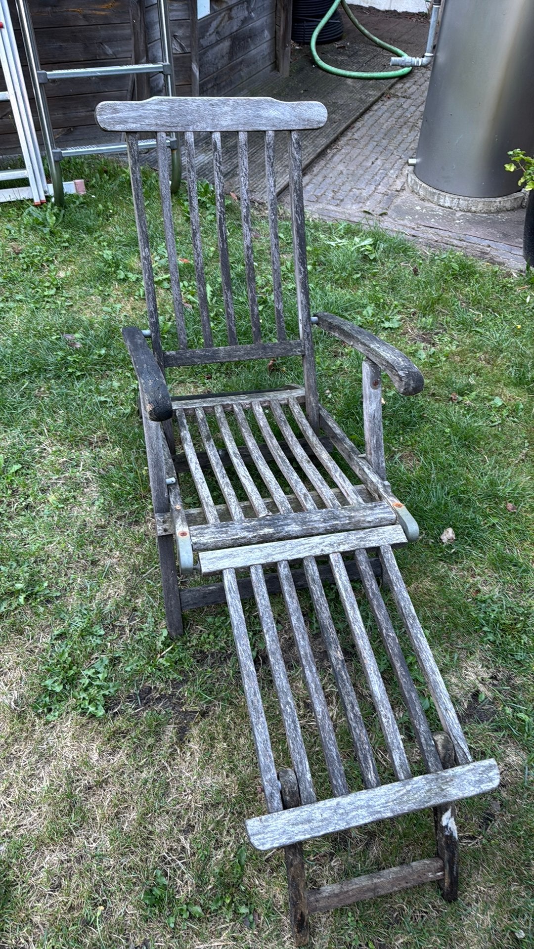 Teak houten tuinstoel met los voetenbankje en blauw kussen, Tuin en Terras, Ophalen, Gebruikt, Teakhout