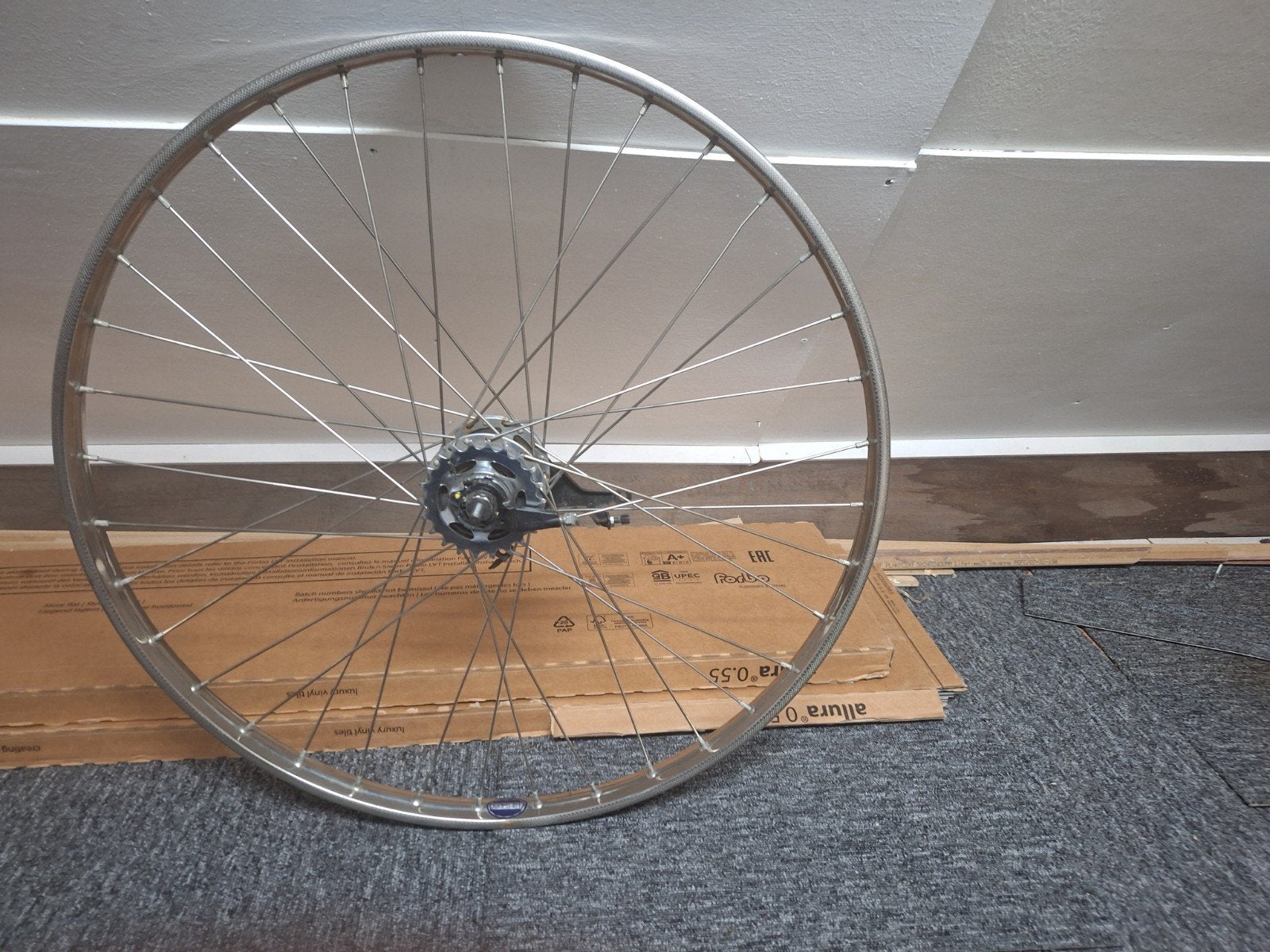 28inch achterwiel 4versn, rvs spaken, Ophalen, Wiel