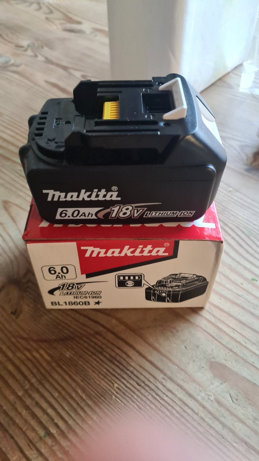 Makita 18V 6.0Ah Li-ion Accu BL1860B LXT - Nieuw in doos, Ophalen of Verzenden, Nieuw