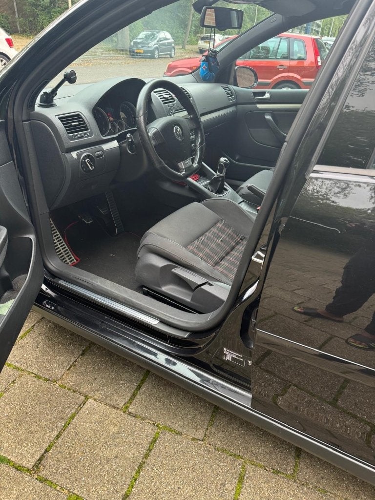 Volkswagen Golf 2.0 GTI 147KW 2006 Zwart, Auto's, Stof, 4 cilinders, Zwart, Origineel Nederlands