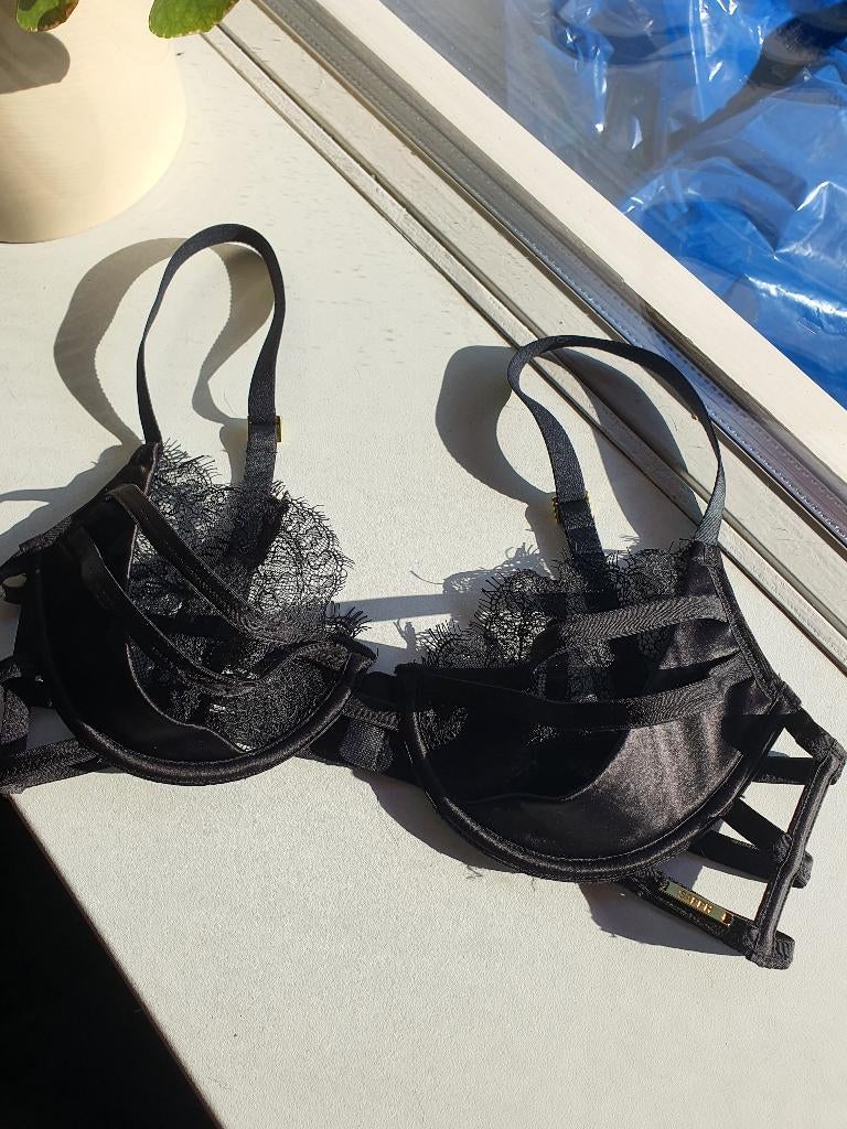 Sapph kanten bh 75B zwart luxe lingerie, Ophalen of Verzenden, Zwart, BH