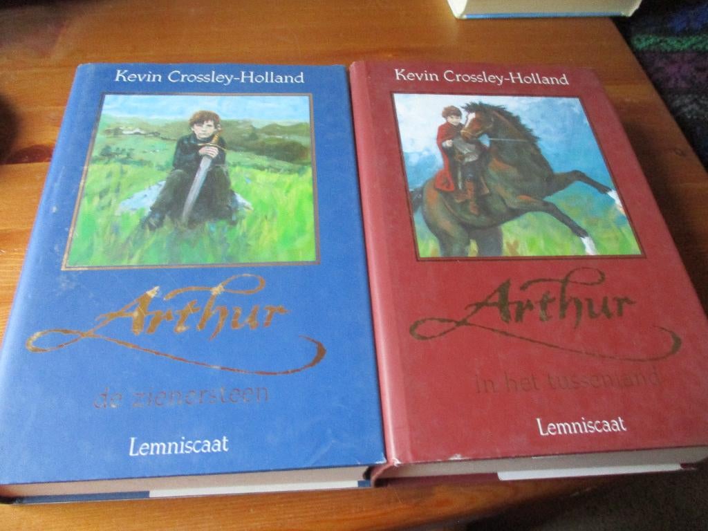 Arthur‑boeken (2x) Kevin Crossley-Holland  hardcovers stofom, Ophalen of Verzenden, Zo goed als nieuw, Kevin Crossley-Holland
