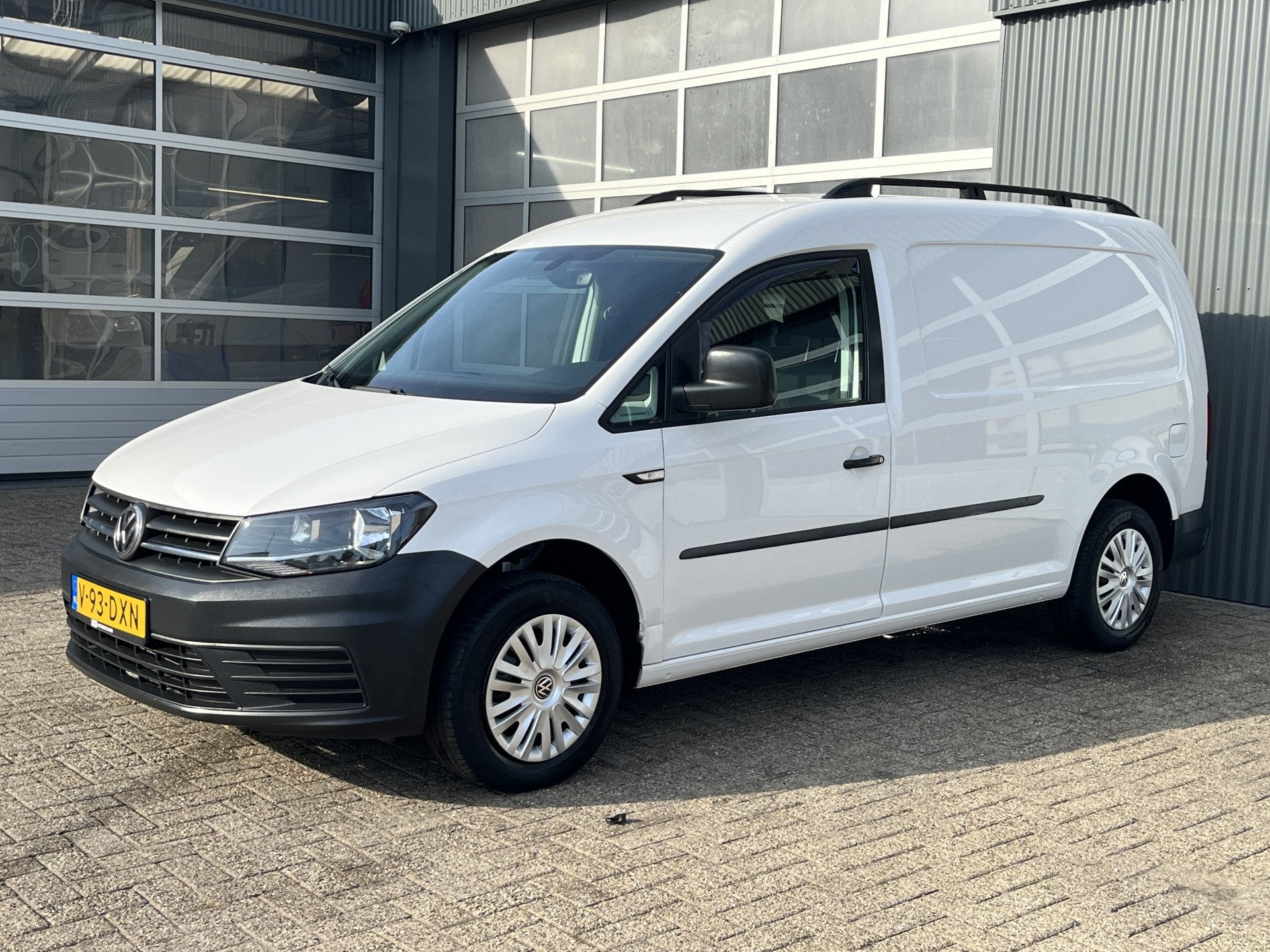 Volkswagen Caddy 2.0 TDI L2H1 Maxi 102pk DSG Automaat Airco, Auto's, Stof, Gebruikt, Volkswagen, Wit