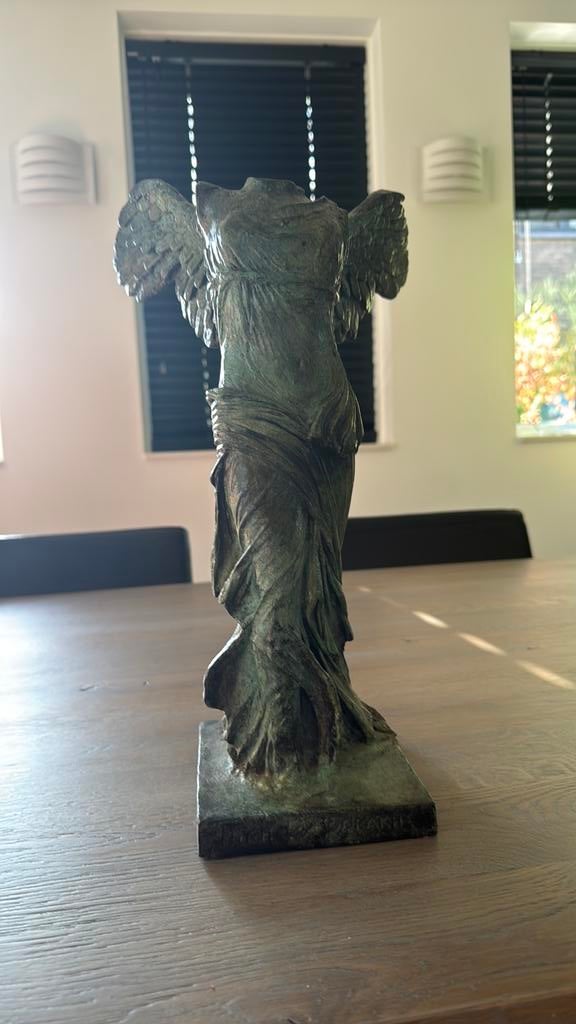 Winged Victory of Samothrace sculpture brons, Ophalen, Zo goed als nieuw