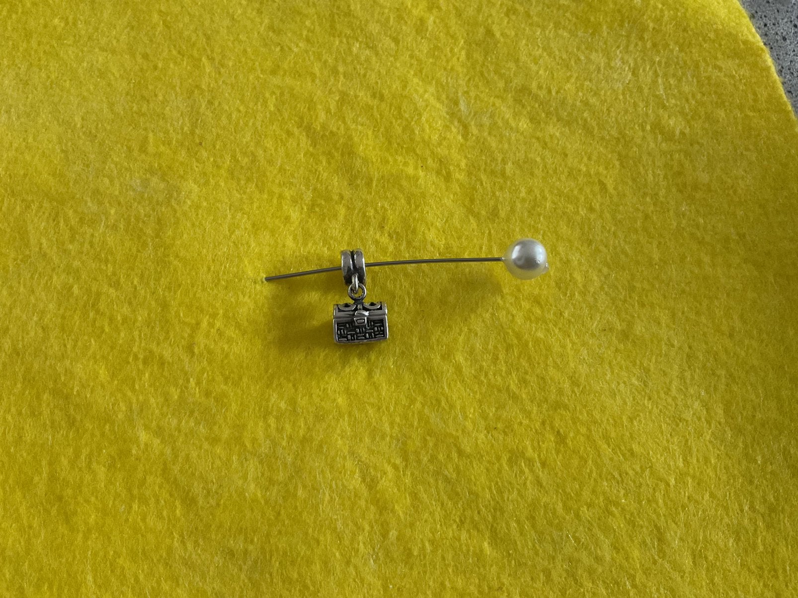 Pandora bedel kistje, Ophalen of Verzenden, Zo goed als nieuw, Zilver, Pandora