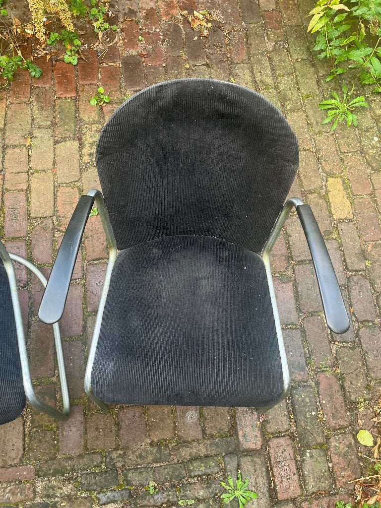 2 Gispen 413 fauteuils zwarte rib en bakeliet, Huis en Inrichting, Fauteuils, Ophalen, Gebruikt, Hout, 75 tot 100 cm