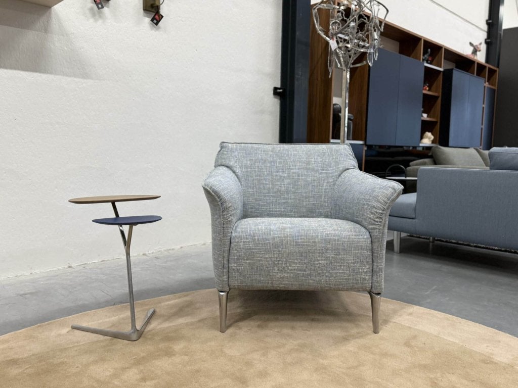 Nieuw Leolux Mayon Fauteuil blauw stof design stoel