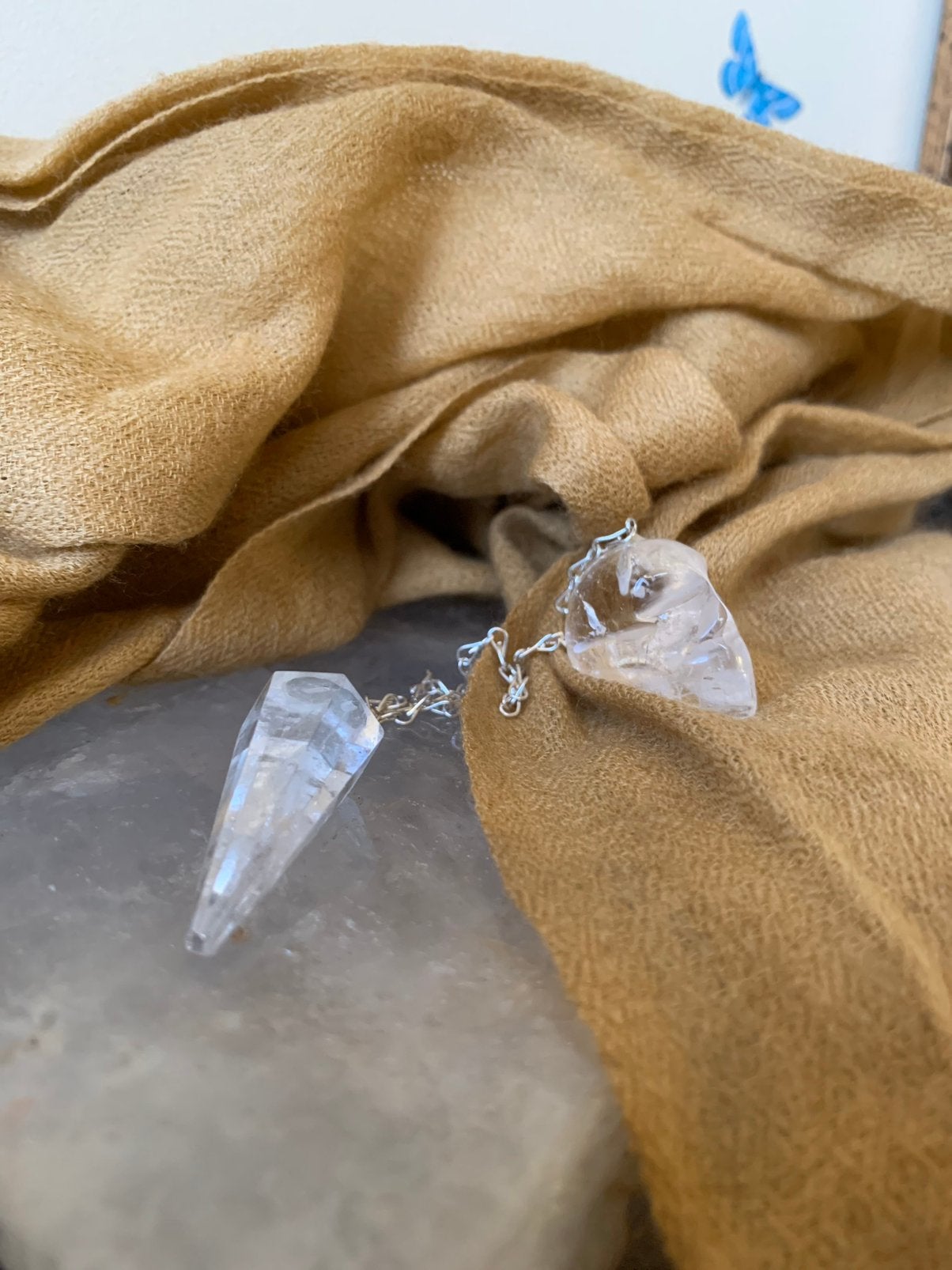 Bergkristal schedel skull pendel beschermt inzicht intuïtie, Ophalen of Verzenden, Nieuw