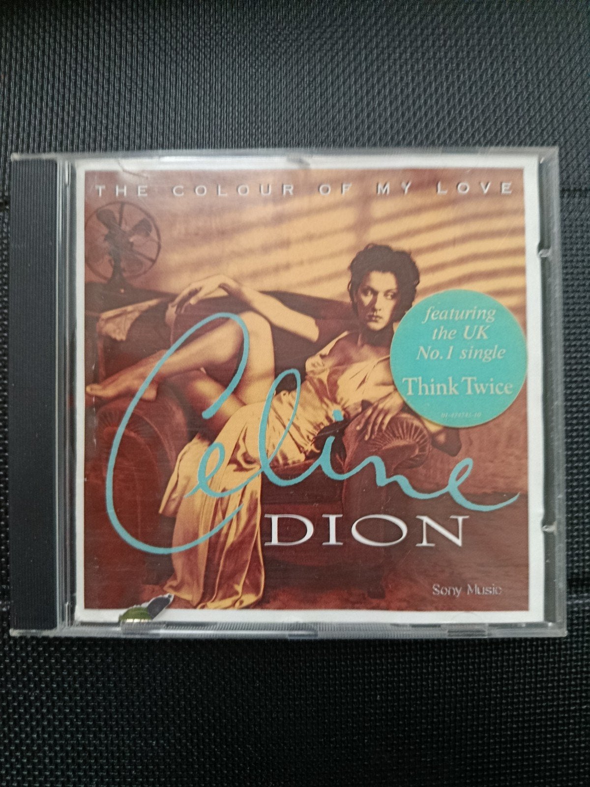Celine Dion - The Colour Of My Love CD (Pop), Inclusief boekje, Gebruikt, Pop, Ophalen of Verzenden